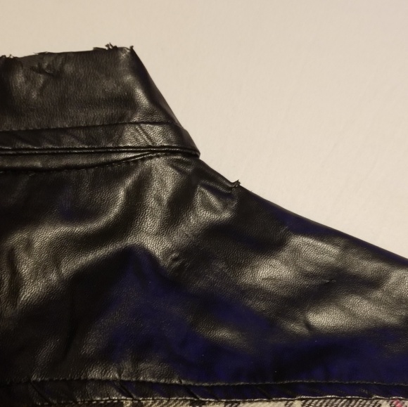 plaid flannel - Picture 2 of 2